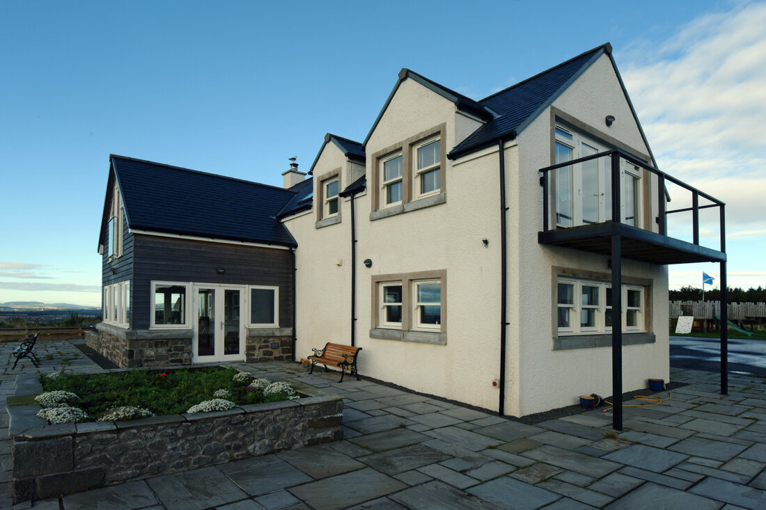 Specialist render and Roof Specialist render and Roof